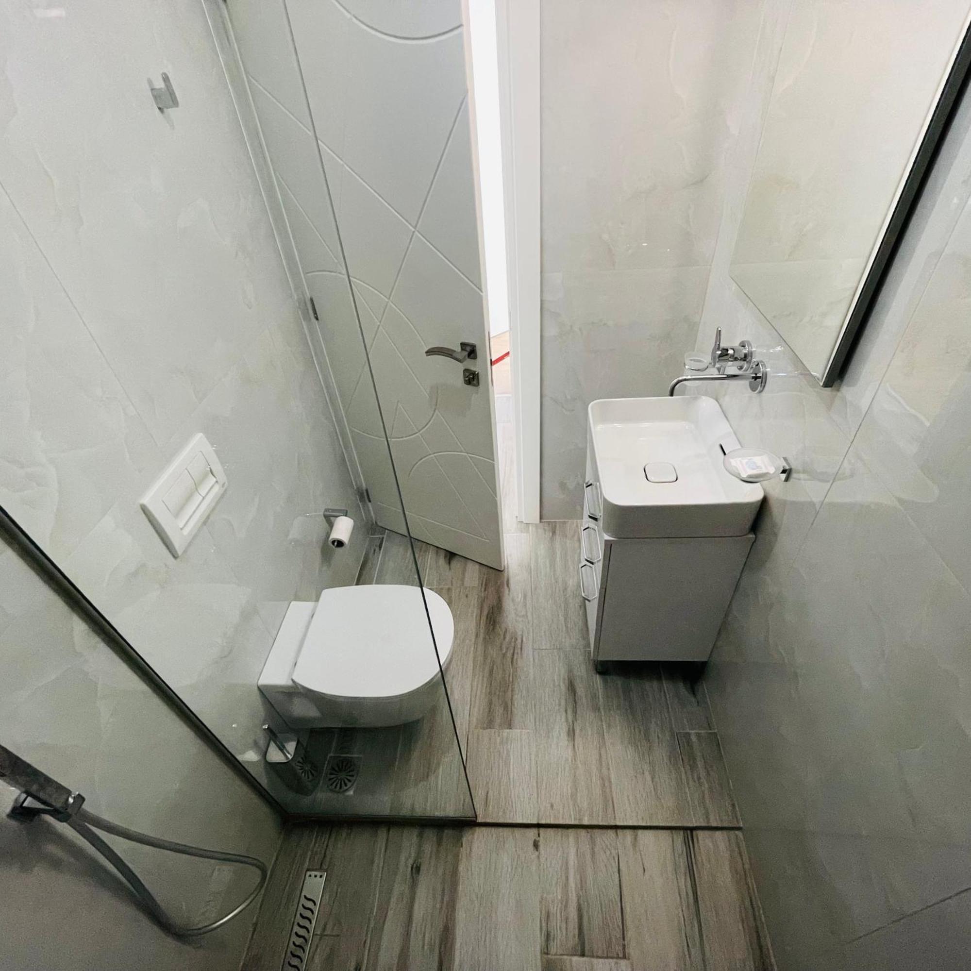 Guesthouse Near The Castle Of Himare Luaran gambar