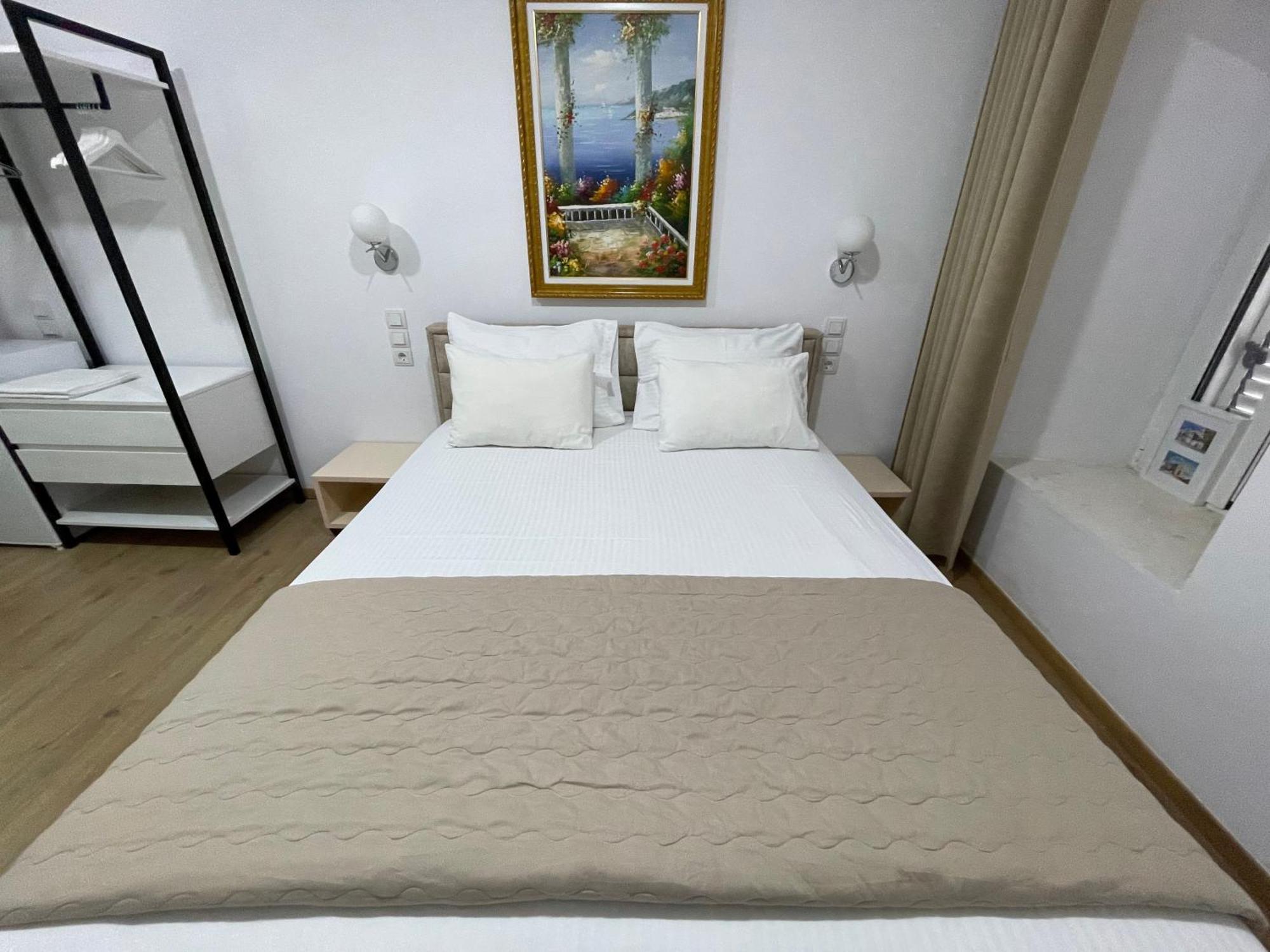 Guesthouse Near The Castle Of Himare Luaran gambar