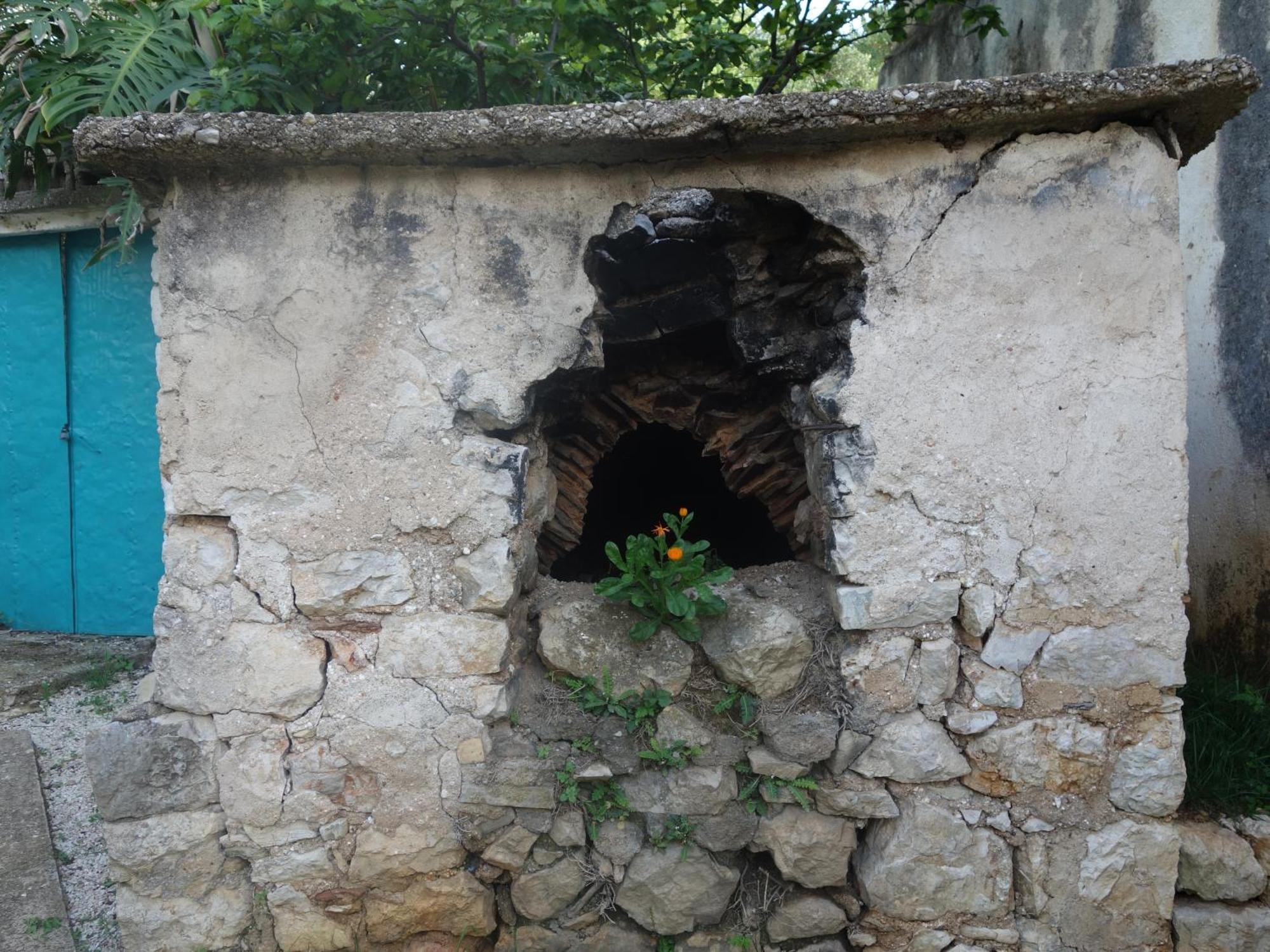 Guesthouse Near The Castle Of Himare Luaran gambar