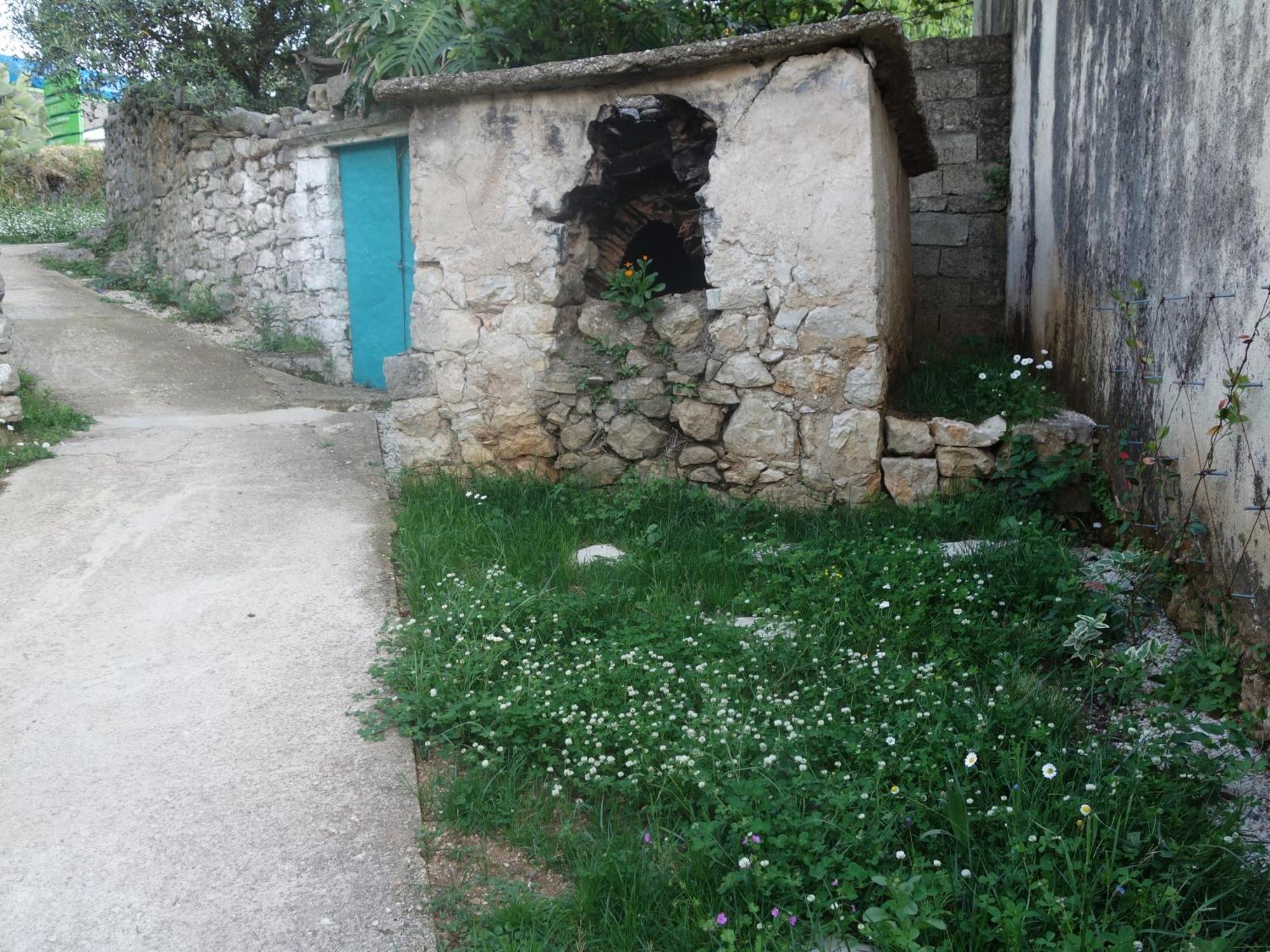 Guesthouse Near The Castle Of Himare Luaran gambar